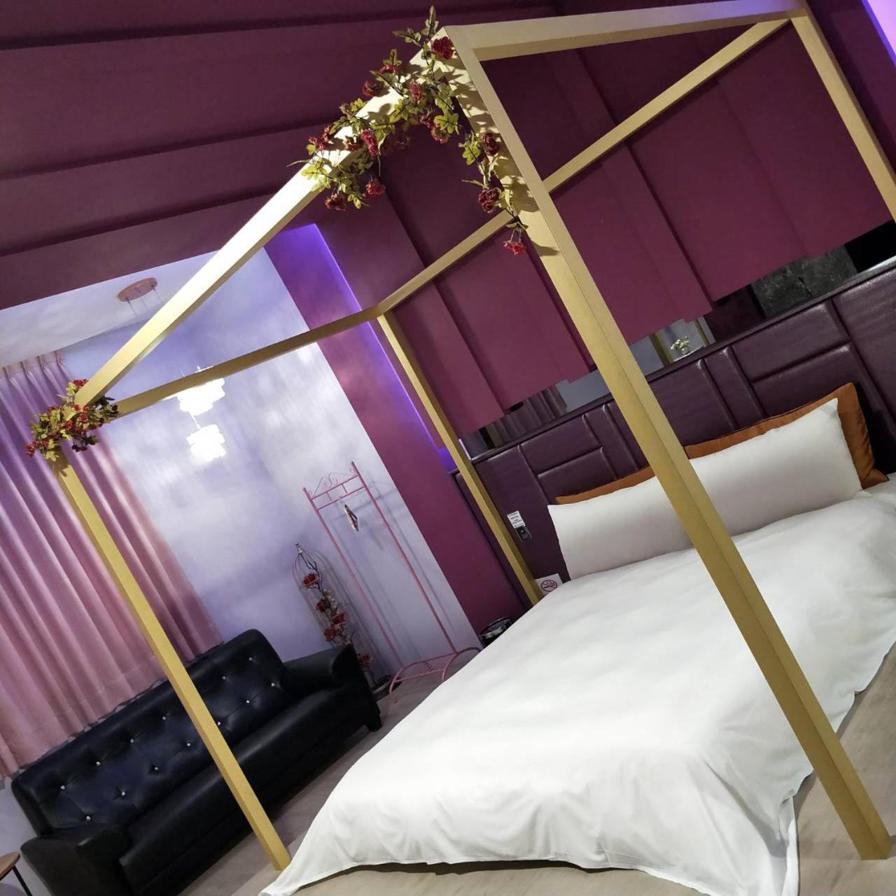 Chen He Spa Motel Lukang Exterior photo